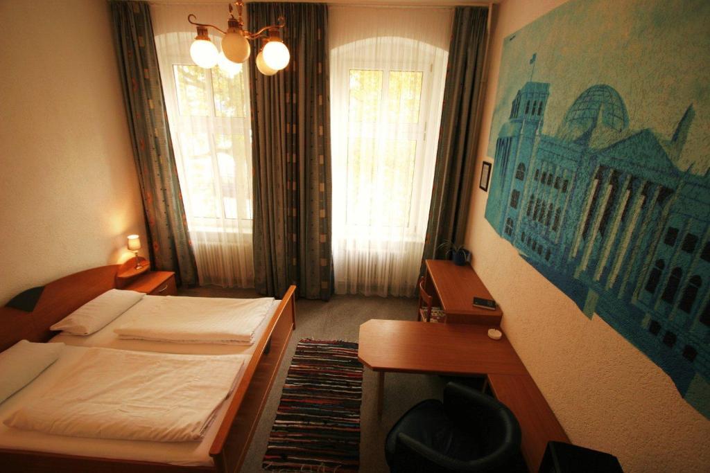 Hotel - Pension Am Schloss Bellevue Berlin Rum bild